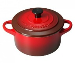 win-a-le-creuset-mini-round-cocotte-in-cerise