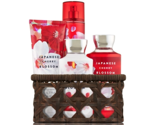 win-a-bath-body-works-japanese-cherry-blossom-gift-set