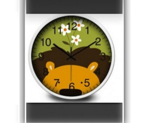 win-adorable-children-wall-clock