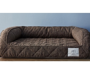 win-brentwood-home-medium-runyon-pet-bed