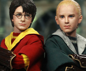 win-a-harry-potter-collectible