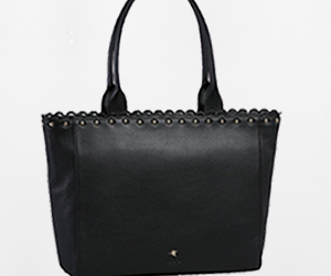 win-a-melanie-tote-bag