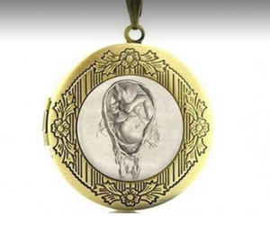 Win-Handmade-Mother's-Day-Locket