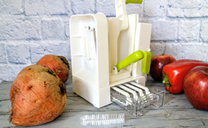 Win SONGMICS 5-Blade Foldable Vegetable Spiral Slicer